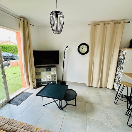 Studio Avec Exterieur Ombrage Saint-Marcel-lès-Valence Buitenkant foto